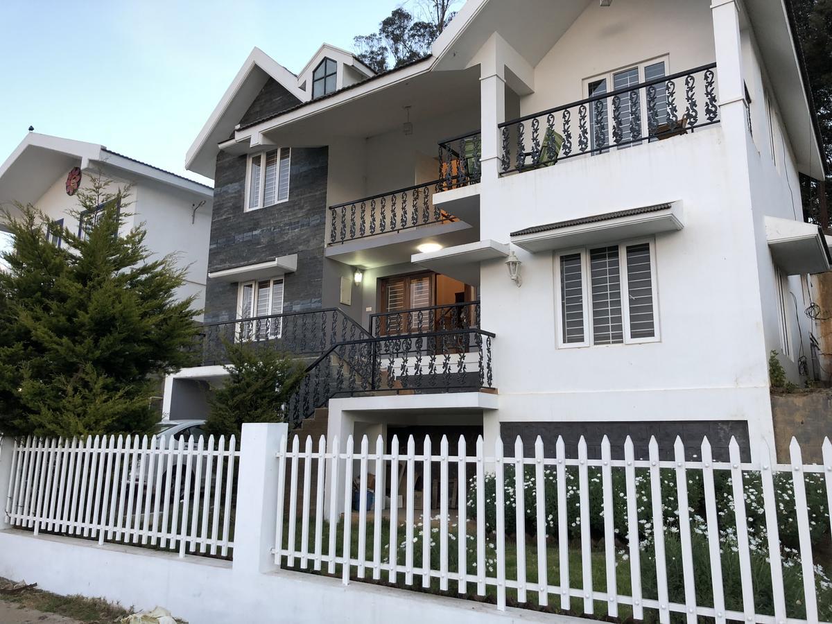 Aanvis Inn Ooty Ngoại thất bức ảnh