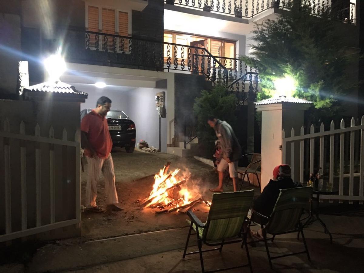 Aanvis Inn Ooty Ngoại thất bức ảnh